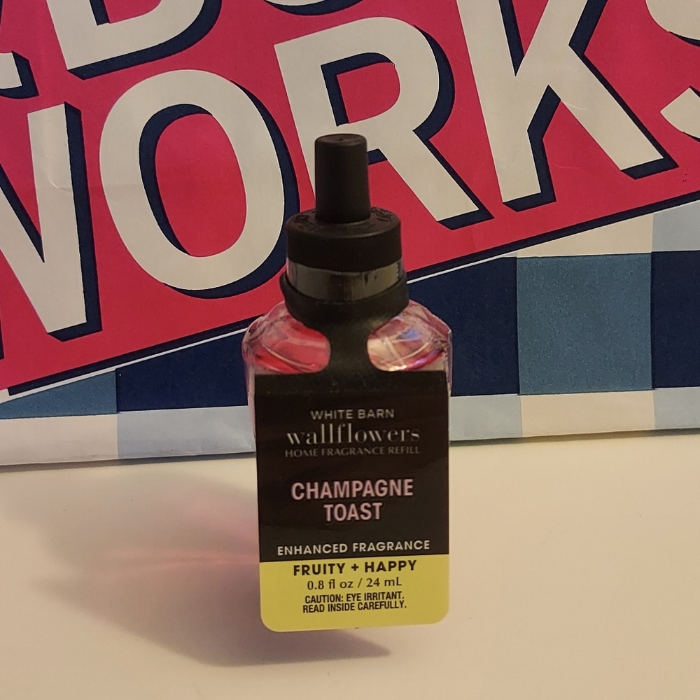 BBW Champagne Toast wallflower